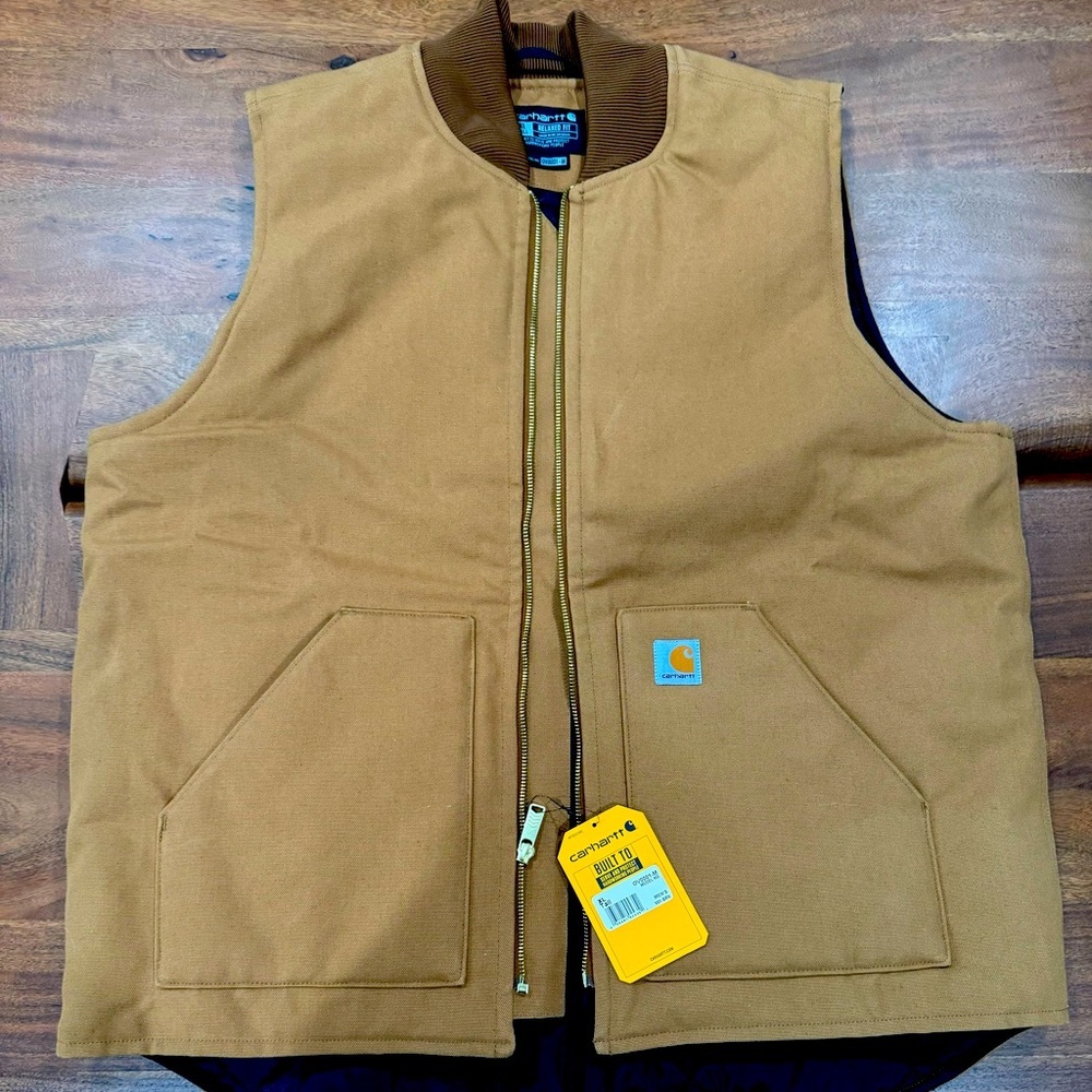 Men’s Carhartt Vest- NWT